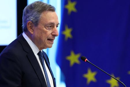 Marché : L'UE prendrait du retard sur la croissance, les réformes devenant urgentes, dit Draghi