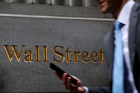 Marché : Wall Street vue en consolidation après ses records, l'Europe hésite