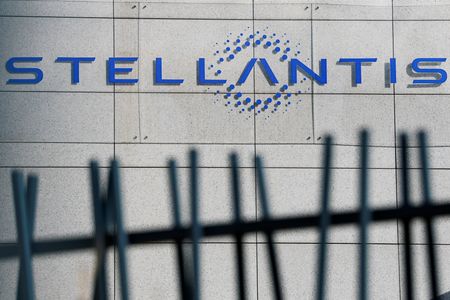 Stellantis nomme Joao Laranjo Chief financial officer en remplacement de Doug Ostermann