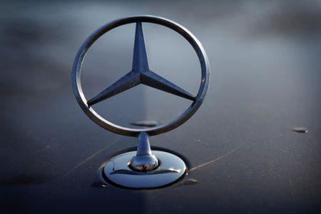 Marché : Mercedes réduit l'impact environnemental de ses VE avec un aluminium à faible teneur carbon