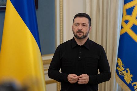 Marché : Zelensky propose aux alliés de l'Ukraine de créer un bouclier aérien commun