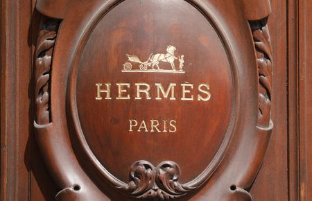 Hermès: Hausse de 9,6% des ventes en organique au T3, du mieux en Chine