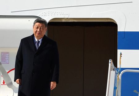 Marché : Xi Jinping propose d'établir une organisation mondiale de coopération en matière d'IA
