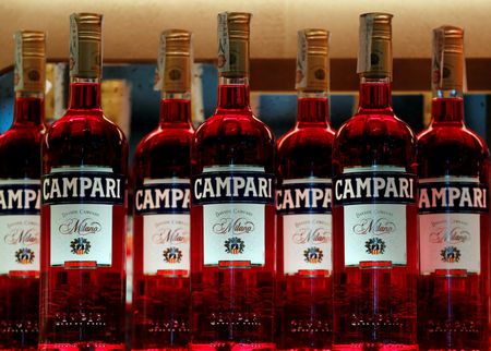 Marché : Campari: La police italienne saisit €1,29 md d'actions, le titre chute