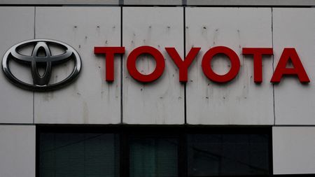 Marché : Toyota: Prévision de bénéfice relevée avec la hausse des volumes et la réduction des coûts