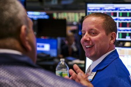 Wall Street : A Wall Street, les bonus devraient dépasser cette année le record de 2021 estime un ca