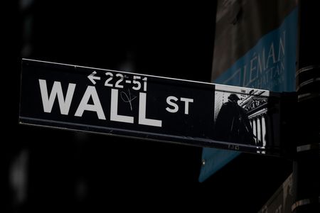 Wall Street : Wall Street termine en hausse avec les anticipations sur les taux de la Fed