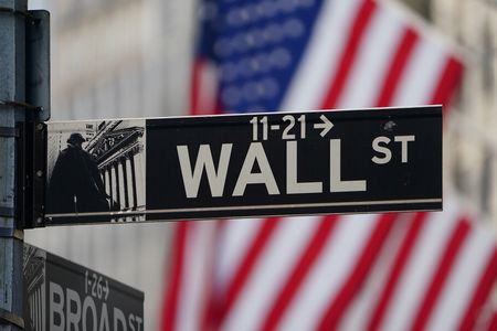 Marché : Wall Street vue en hausse, l'Europe recule à l'entame de la semaine de Noël