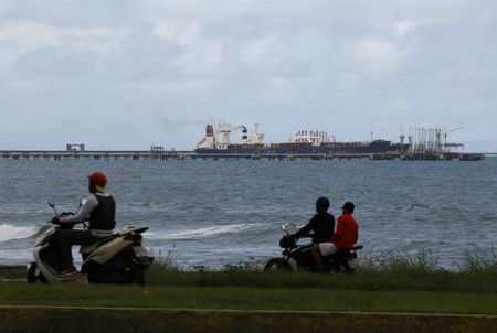 Marché : Trump presse les compagnies pétrolières US d'investir au Venezuela