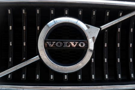 Marché : Volvo Group: Le bénéfice d'exploitation au T4 dépasse les attentes