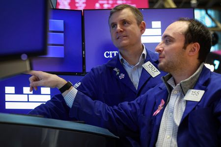 Wall Street : Wall Street sur une note prudente face au plongeon des métaux précieux