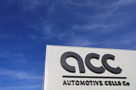 Marché : ACC va débrancher ses projets d'usines de batteries en Italie et Allemagne-syndicat