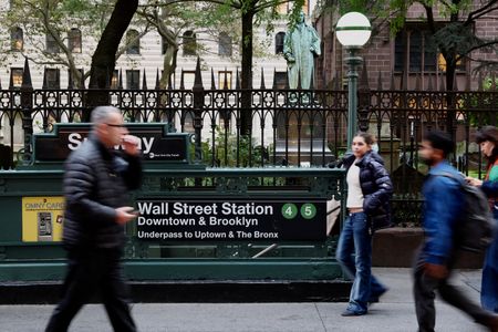 Wall Street : Wall Street ouvre dans le rouge après le PIB et l'inflation PCE