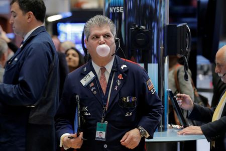 Wall Street : Wall Street se stabilise après la baisse liée à l'impact de l'IA