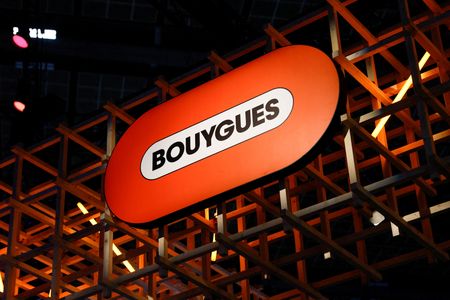 Bouygues vise un chiffre d'affaires stable en 2026