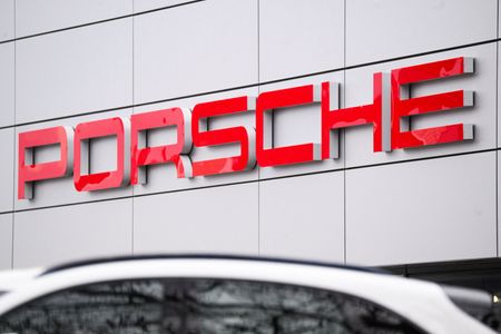 Marché : Porsche vise une reprise en 2026 avec son nouveau président du directoire