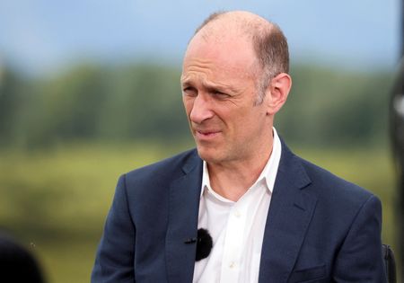 Marché : Les baisses de taux pourraient devoir attendre jusqu'en 2027, dit Goolsbee (Fed)