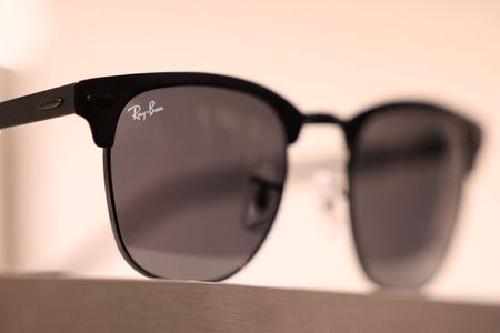 Marché : EssilorLuxottica: CA en hausse de 10,8% au T1, aidé par l'Amérique du Nord