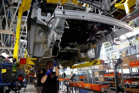 Marché : France/PMI-La production et les commandes manufacturières ont augmenté en avril