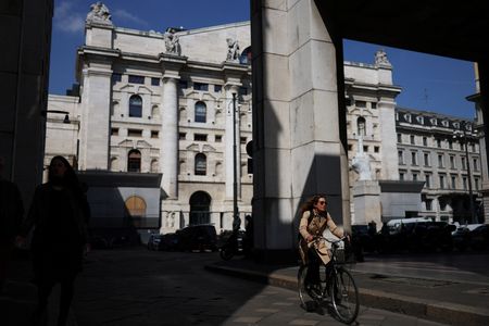 Europe : L'Europe dans le désordre à l'ouverture, Ormuz dans le viseur