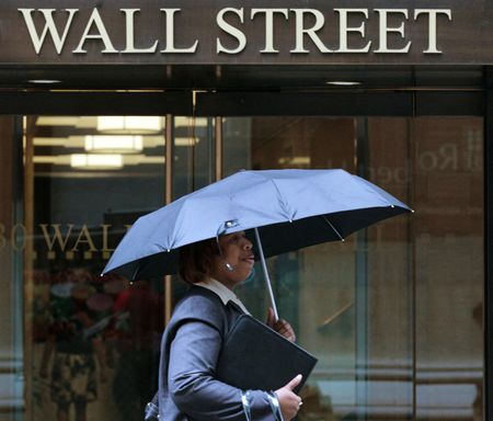 Wall Street : Wall Street termine en baisse, plombée par l'Iran et l'inflation