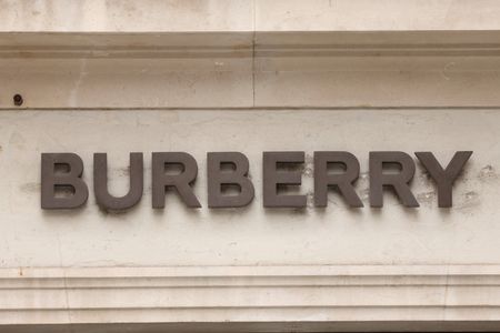 Marché : Burberry: Les ventes au T4 affectées par le ralentissement du tourisme lié à la guerre en I