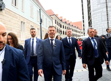 Marché : Le nouveau Premier ministre hongrois en Pologne pour sa première visite à l'étranger