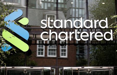 Marché : Standard Chartered va supprimer plus de 7.000 emplois avec l'IA