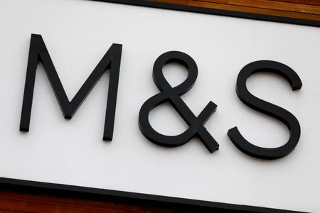 Marché : Marks & Spencer prévoit une croissance des bénéfices après le ralentissement lié à une cybe