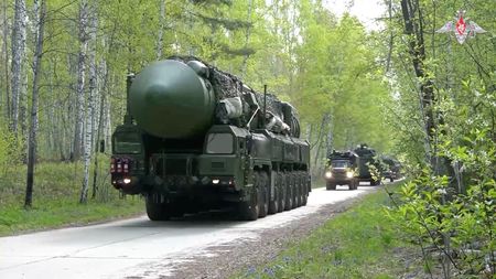 Marché : La Russie affiche sa force de frappe nucléaire face à l'Otan