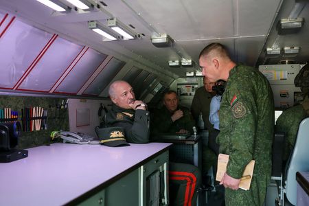 Marché : La Biélorussie ne se laissera pas entraînée dans la guerre, dit Loukachenko