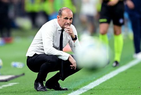 Marché : Football: Allegri limogé par l'AC Milan après avoir échoué à se qualifier en Ligue des cham