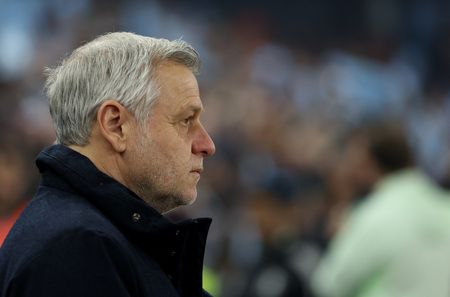 Marché : Football: Genesio ne sera plus l'entraîneur de Lille la saison prochaine
