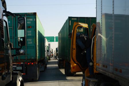 Marché : Les États-Unis et le Mexique prévoient trois cycles de négociations commerciales sans le Ca