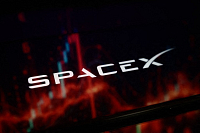 Levée de 75 milliards de dollars, prix fixé à 135 dollars l'action...Avant même de lancer sa tournée de présentation, SpaceX distille des informations clé sur son opération historique