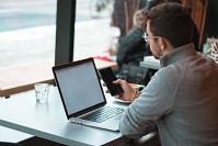 Un travailleur freelance