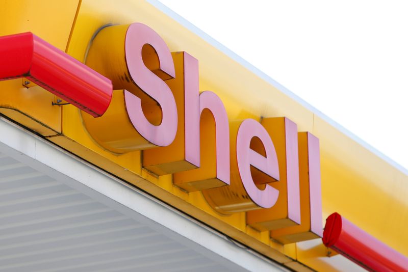Marche Shell Reduit Son Dividende Pour La Premiere Fois Depuis 80 Ans Bfm Bourse